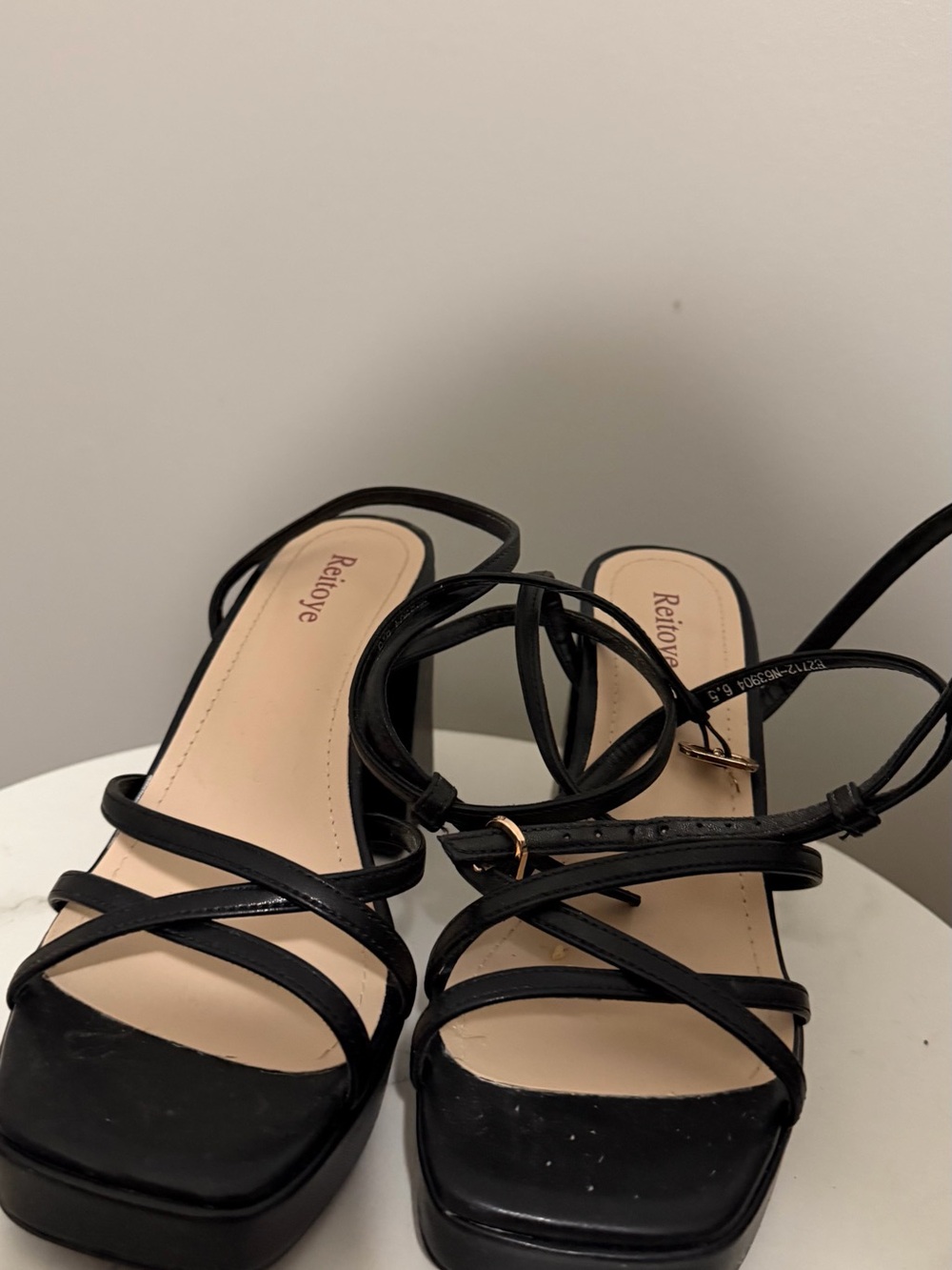 Amazon Black Strappy Square-Toe Block Heel Sandals for Women